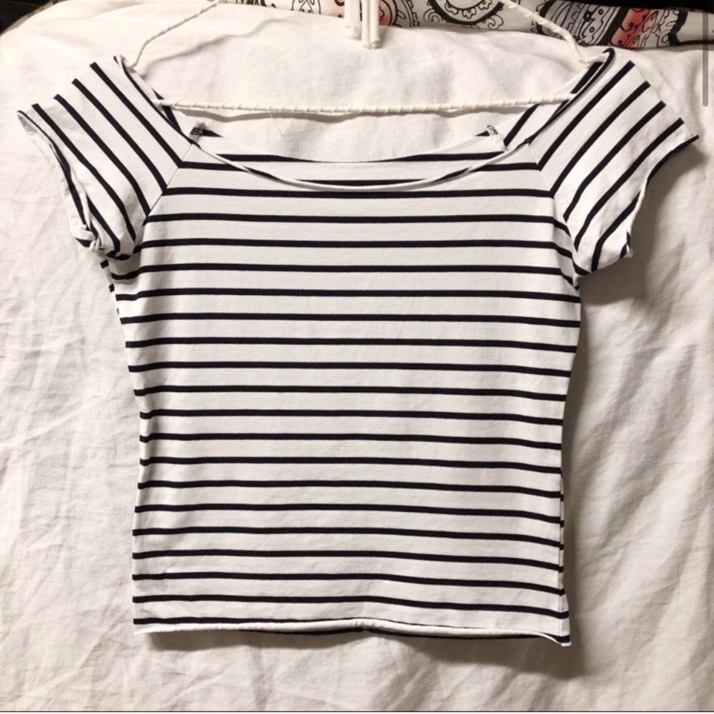 Off Shoulder Striped Rin Top